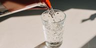 Pouring Water Thirst Diabetes Symptom 732x549 Thumb.jpg